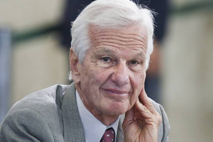 Get to know Jorge Paulo Lemann