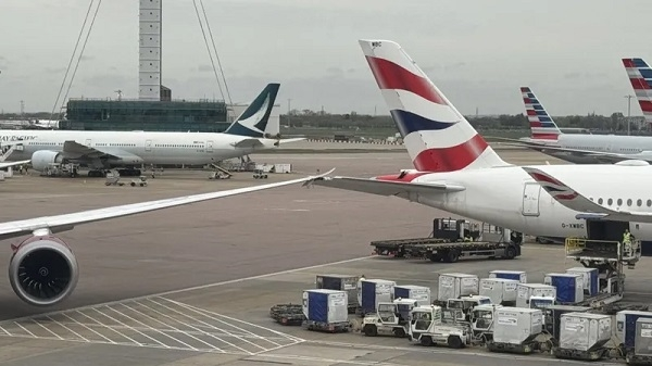 Wing Bump at Heathrow: British Airways and Virgin Atlantic Planes Exchange a Polite Nudge